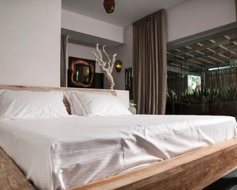 Sevenmaze Charming House - Bari - Camera da letto