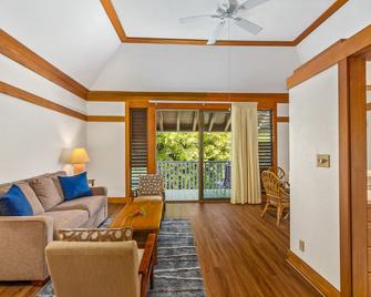 Charming 1br TopFloor Condo in Poipu, Athletic Club 432 - Koloa - Living room