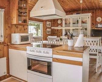 Three-Bedroom Holiday Home In Oksbol - Varde - Ravintola