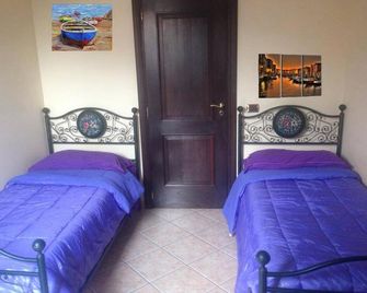 B&b Casamariasofia - טרנטו - חדר שינה