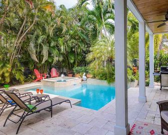 Casa Suite Casa by Last Key Realty - Key West - Zwembad