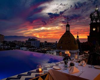 بيل فيو هوتل بوتيك - بورتو فولارتا - حوض السباحة