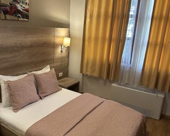 Hotel Prizreni - Prizren - Habitación