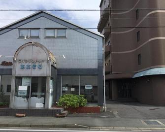 Business Hotel Minami - Tsu - Edifício