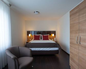 Stuttgart Großbettlingen Hotel by Belvilla - Großbettlingen