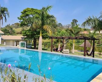 Emperor site perfect for events, stays, parties and family gatherings. - Jundiaí