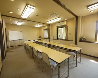 Hotel Route-Inn Court Karuizawa - Miyota - Meeting room