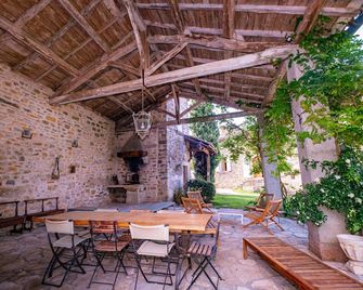 Clos Saint Michel - Piscine - Nature & Calme - Saint-Michel-de-Vax - Patio