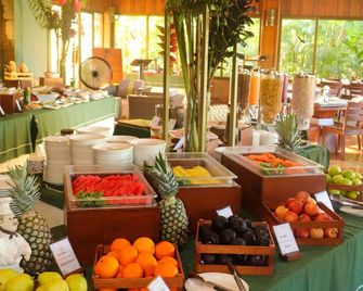 Arenal Manoa Resort & Hot Springs - לה פורטונה - בופה