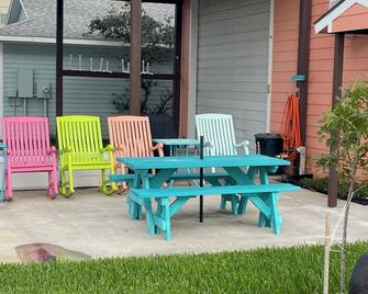 Perfect For The Fishermen - Port O'Connor - Patio