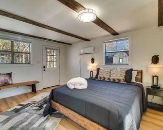 Unique Cabin! Close To Downtown Siloam Springs - Gentry