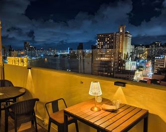 Macau Hotel S - Macao - Balcón