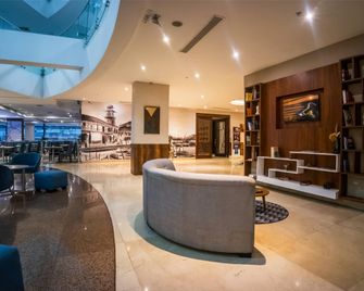 TRYP by Wyndham Guayaquil Airport - גואיאקיל - לובי