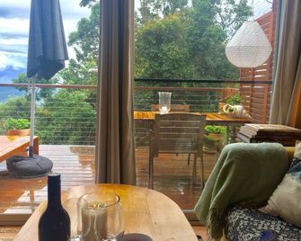 Willow Cabin - Beechmont - Balcón