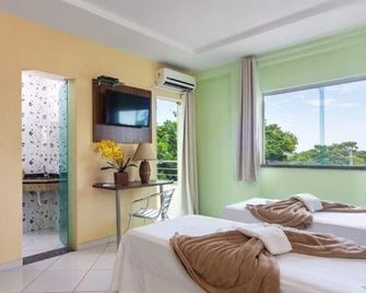 Hotel Imperial - Eunápolis - Спальня