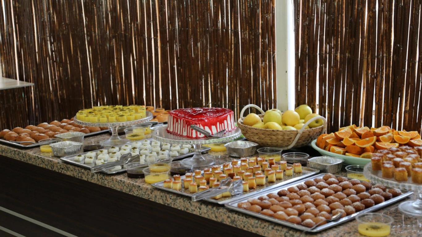 Belpoint Beach Hotel