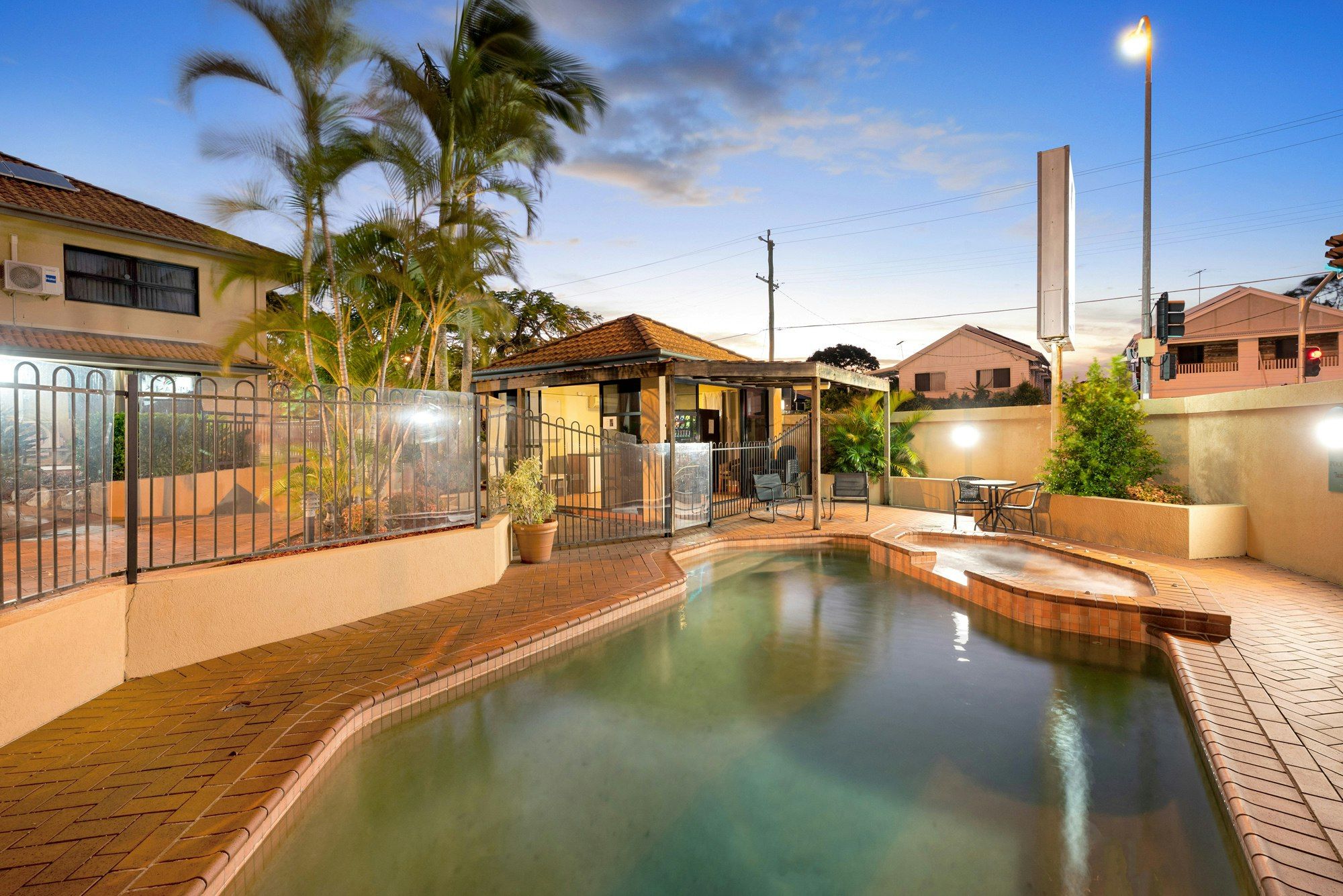 Pegasus Motor Inn - Brisbane - Piscina