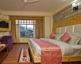 Hayer Regency - Manali - Habitación
