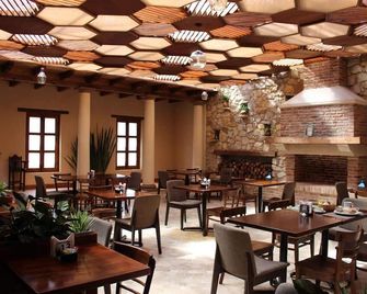 Parador Margarita - San Cristobal De Las Cas - Restoran