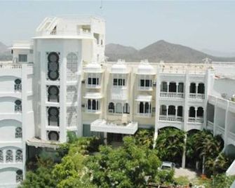 The Girdhar Niwas - Udaipur - Edificio