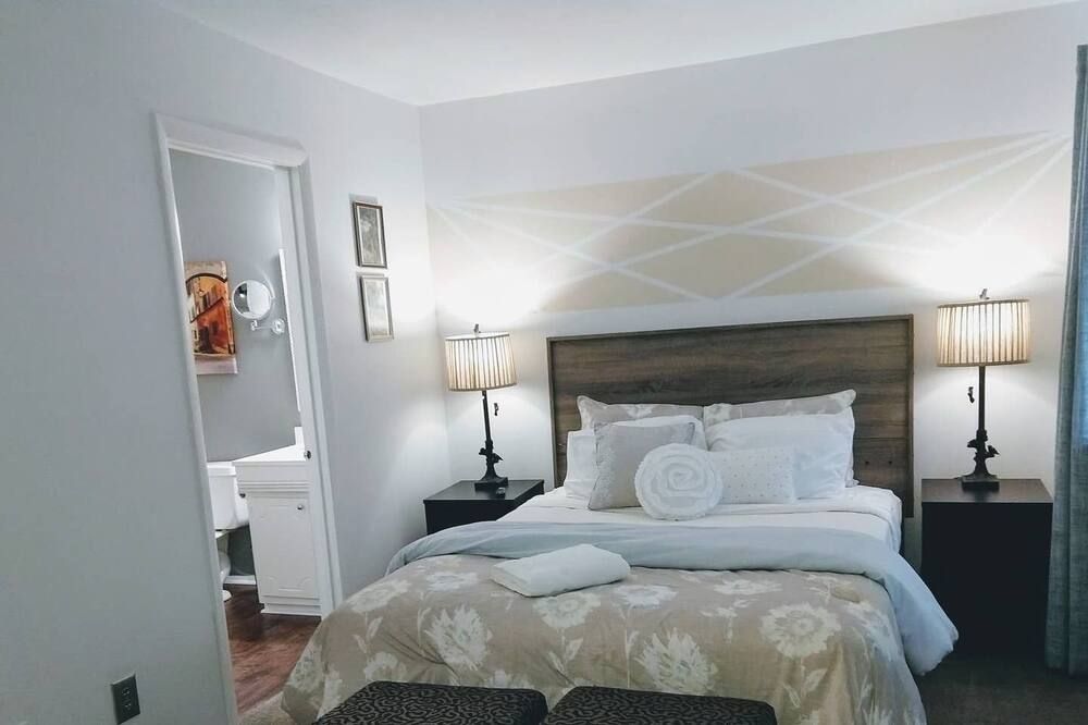 Exclusive Townhome - Central Raleigh Location - راليغ - غرفة نوم