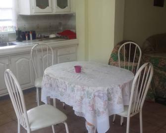 The Hillside Hideaway - Vieux Fort - Dining room