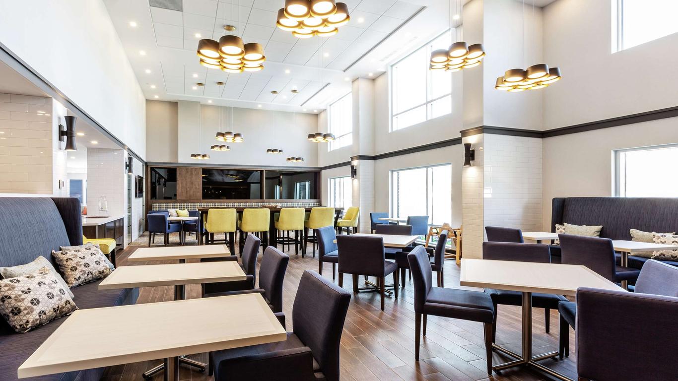 Hampton Inn & Suites by Hilton Quebec City Beauport