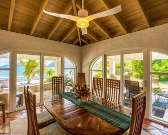 Amazing Water Front Villa West End Tortola - Leonards - Dining room