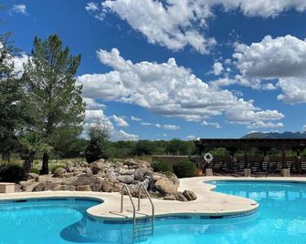 Best Nest for Walking, Swimming & Birding. Pet friendly, no pet fee! - Tubac - Pool