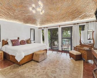 Amplia y tranquila casa campestre a 5 min de Antea - Santa Rosa de Jauregui - Chambre