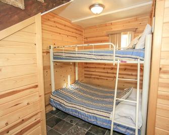 Lakeside Cabin 10 - Fawnskin - Bedroom