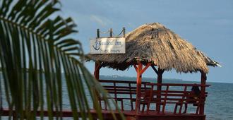 The Nautical Inn Resort - Placencia - Byggnad