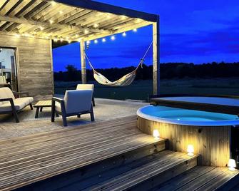 GreenWoods Ecolodge - Beauval Zoo and Loire Castles - Cormeray - Patio