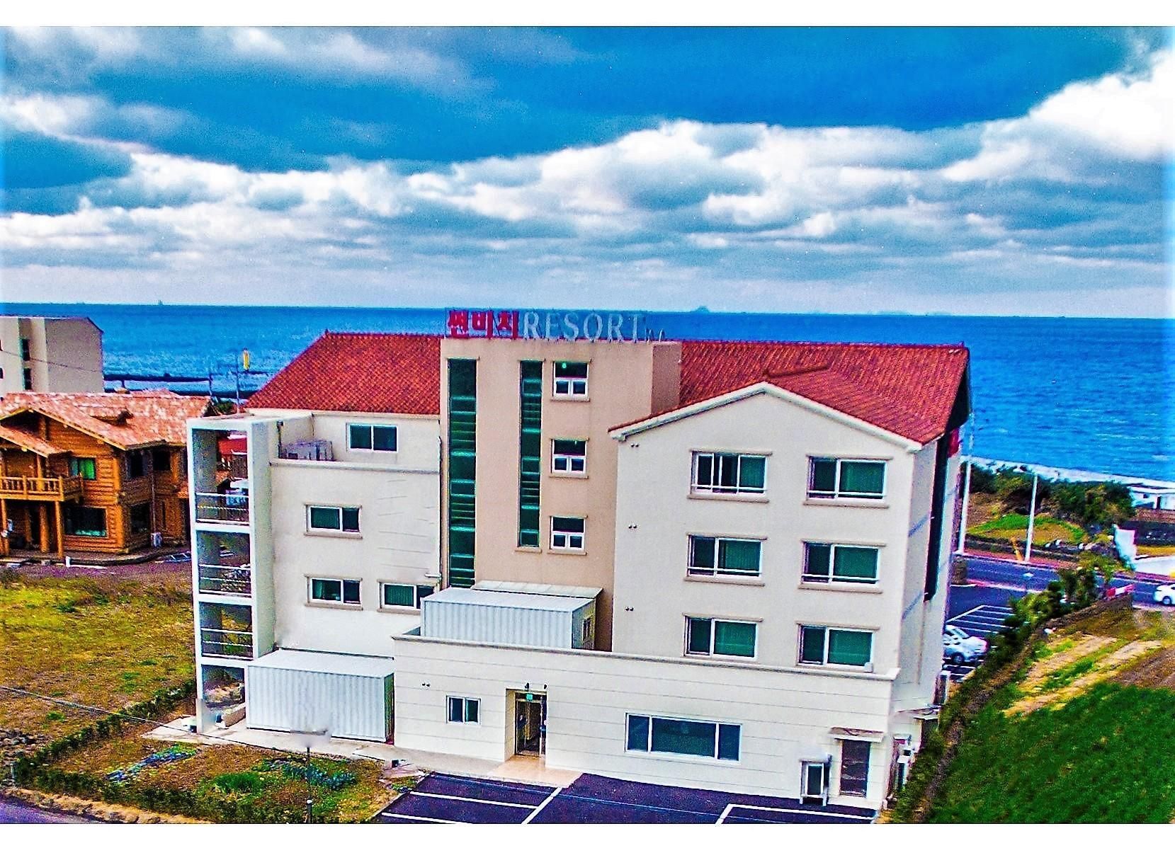 Jeju Sunbeach Hotel & Resort