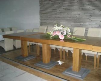 Borici Hotel - Sjenica - Comedor