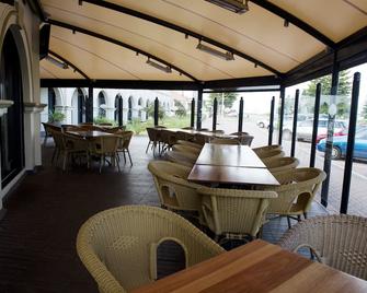 Largs Pier Hotel - Largs Bay - Restaurant