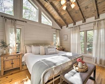 Deck and Fire Pits Lake Toxaway Getaway! - Lake Toxaway - Habitación
