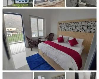 Friendship inn hotel and resorts - Barkot - Balcony