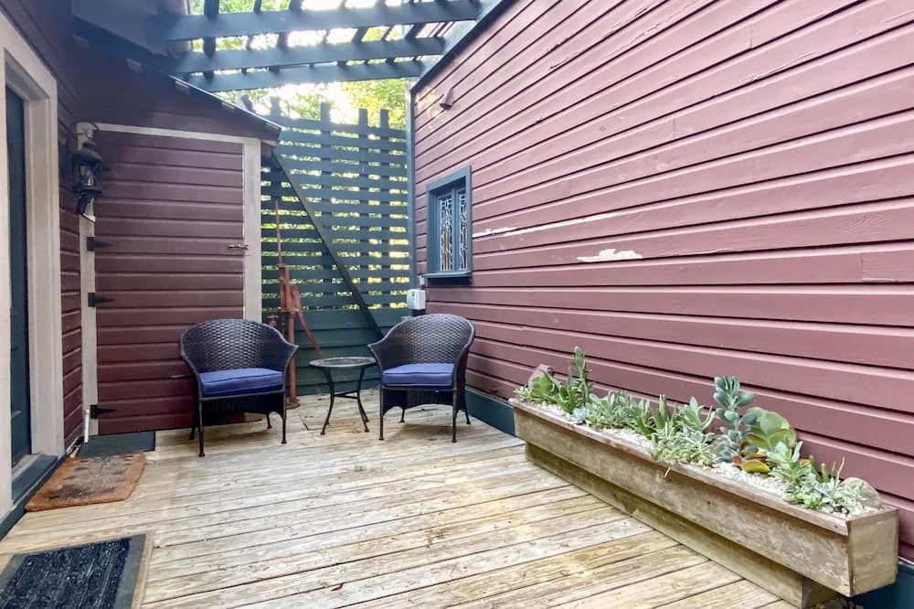 Historic Cottage in the Heart of Apalachicola - Apalachicola - Binnenhof