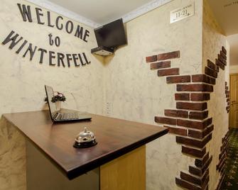 Winterfell on Arbat - Moscow - Front desk