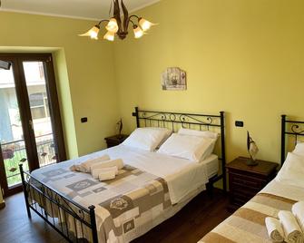 Cozy farmhouse for families in Anagni, a few kilometers from the center - Anagni - Camera da letto