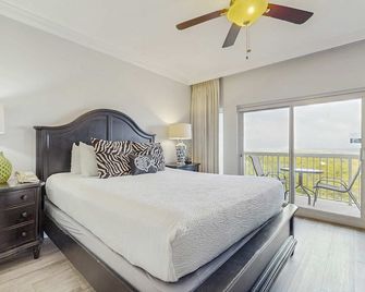 Studio with Balcony Pool Hot Tub and Tennis - Destin