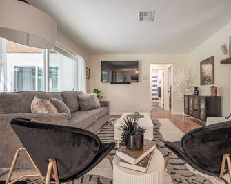 Weeki Wachee Pod - Spring Hill - Sala de estar
