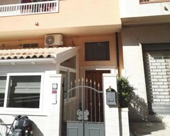 B&B Persi nel Sud - Pozzallo - Gebouw