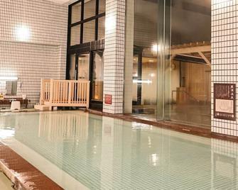 Ooedo Onsen Monogatari Awazu Grand Hotel - Komatsu - Piscina
