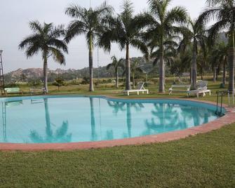 Kishkinda Hertiage Resort - Hampi - Piscina