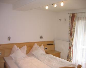 Apartments & Garnì Pre Da Nai - La Villa - Bedroom