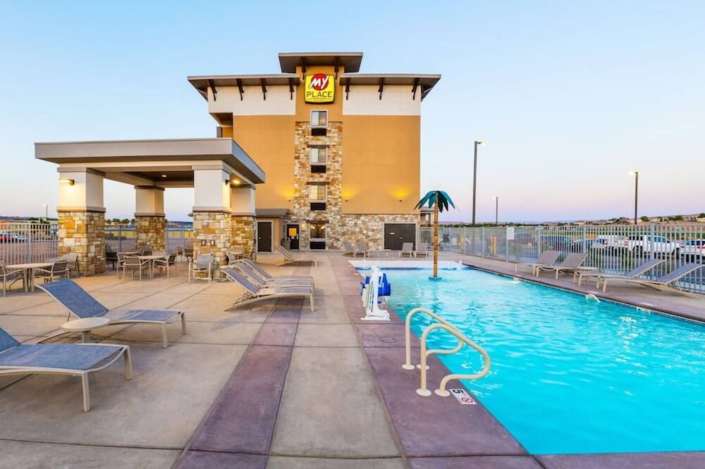 Scenic Location: Room Near Bloomington Petroglyph Park, Pet-Friendly - סנט ג'ורג' - בריכה