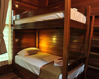 Borneo Natural Sukau Bilit Resort - Sukau - Bedroom