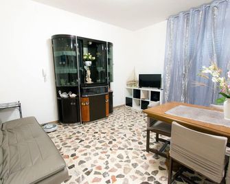 B&B Casa Anna Maria - Porto Sant'Elpidio - Living room